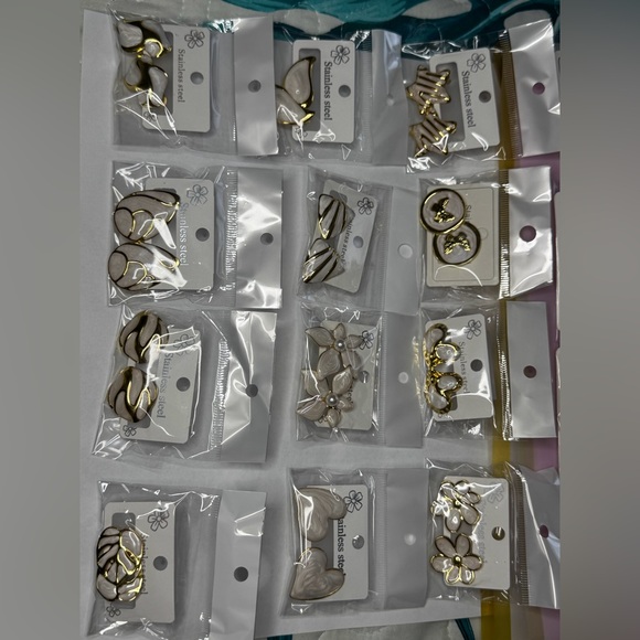 Gold Floral and Geometric Stainless Steel Necklace Set - 8 Pieces - Picture 2 of 4